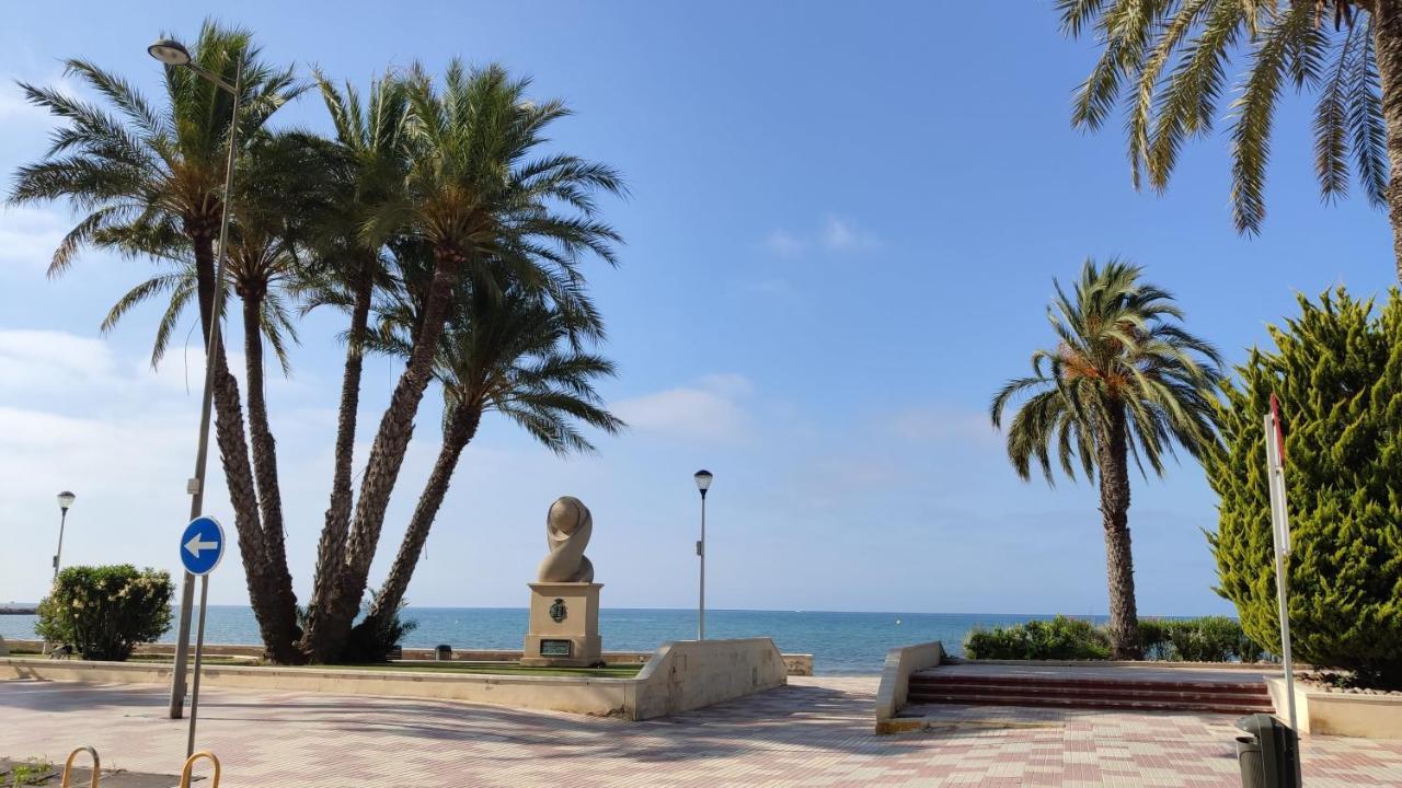 サンタ・ポラBeautiful Flat With Sea View And Sound Of The Surfアパートメント エクステリア 写真