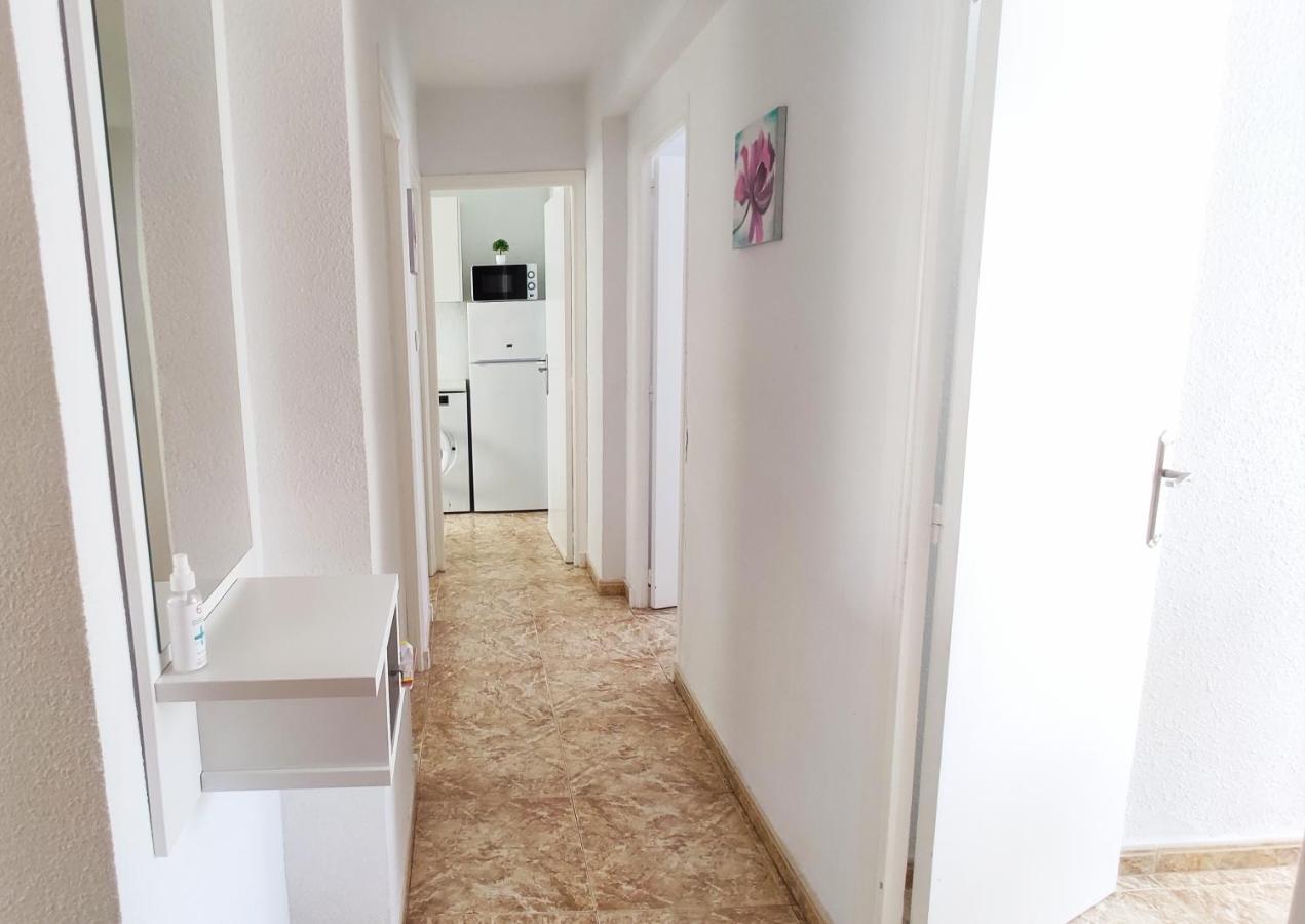 サンタ・ポラBeautiful Flat With Sea View And Sound Of The Surfアパートメント エクステリア 写真